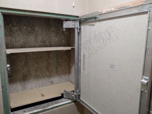 Люк под плитку Нажимной Секрет-Лайт 500*900 Люк под плитку Нажимной Секрет-Лайт 500*900