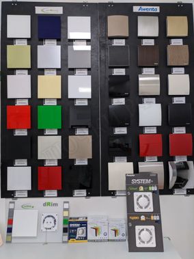 Вытяжной вентилятор Awenta System+, Turbo, 125 KWT125CTR, Trax Glass, PTGR125P, Красный глянцевый, стекло Вытяжной вентилятор Awenta System+, Turbo, 125 KWT125CTR, Trax Glass, PTGR125P, Красный глянцевый, стекло